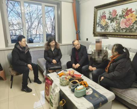 結(jié)對(duì)共建送溫暖，真情慰問(wèn)暖人心